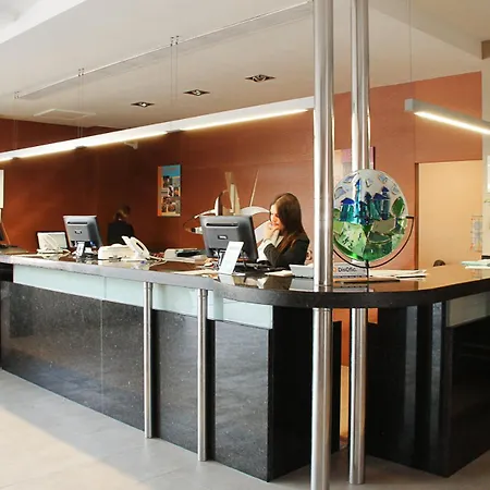 Hotel Ohtels 4*