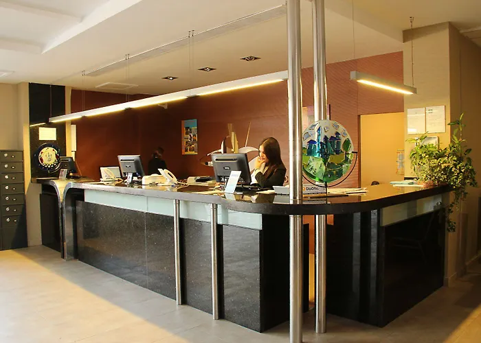 Ohtels فندق 4*